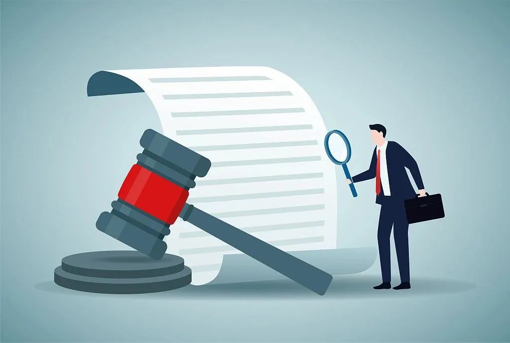 租客在退房日外出未锁门,个人物品被房东清理,房东需要赔偿吗?