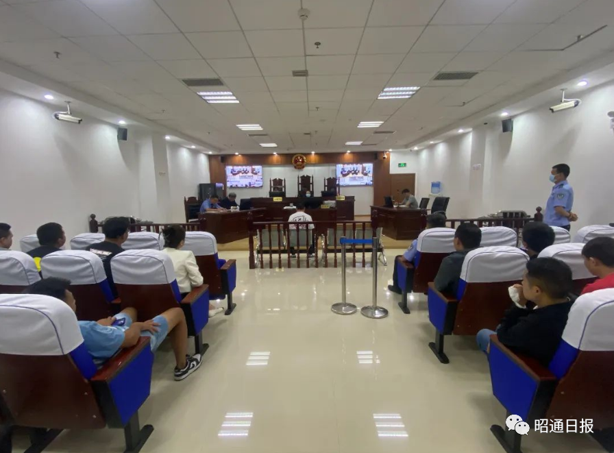 袭警，昭通一男子被告上法庭