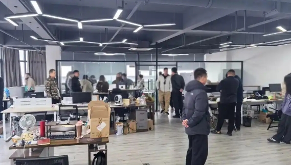 网警查处一起法律服务公司严重侵犯公民隐私权案
