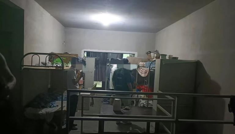 50岁保安提前1小时到岗后猝死，可以认定工伤吗？